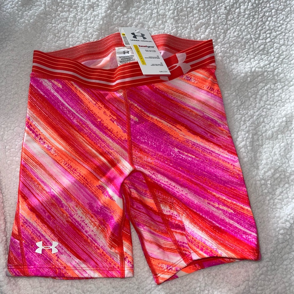 NWT Under Armour padded compression shorts